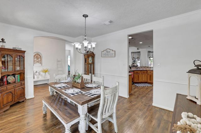 9934 Palm Drive, Mont Belvieu, TX 77523