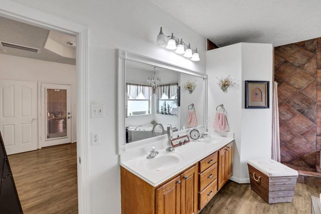 9934 Palm Drive, Mont Belvieu, TX 77523