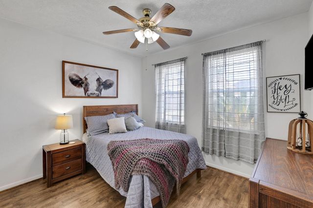 9934 Palm Drive, Mont Belvieu, TX 77523