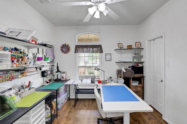 9934 Palm Drive, Mont Belvieu, TX 77523