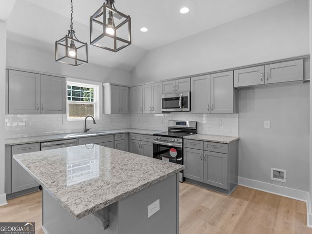149 Hunters Chase Court, Eatonton, GA 31024