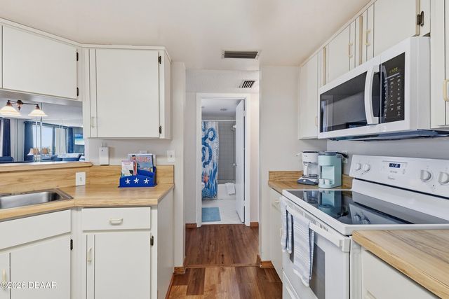 3115 S Atlantic Ave Apt 305, Daytona Beach Shores, FL 32118