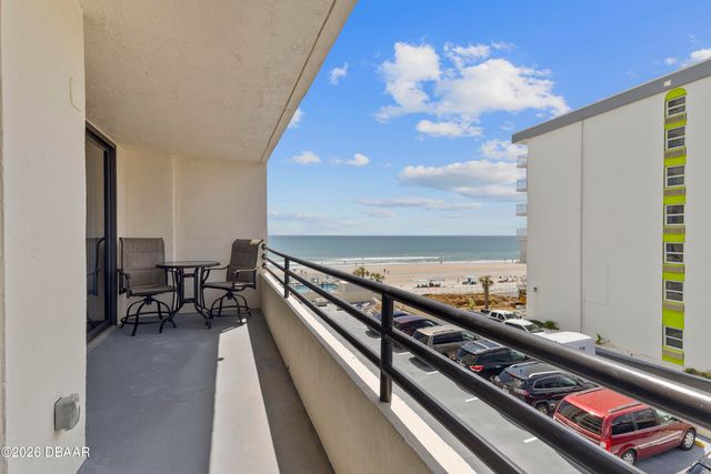 3115 S Atlantic Ave Apt 305, Daytona Beach Shores, FL 32118