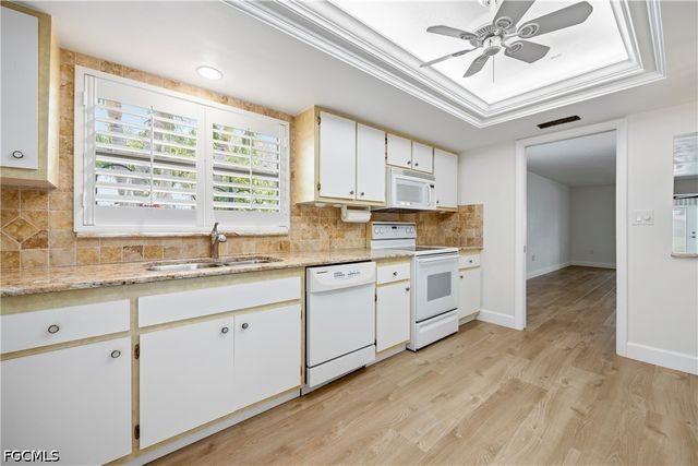 1460 Tredegar DR, Fort Myers, FL 33919