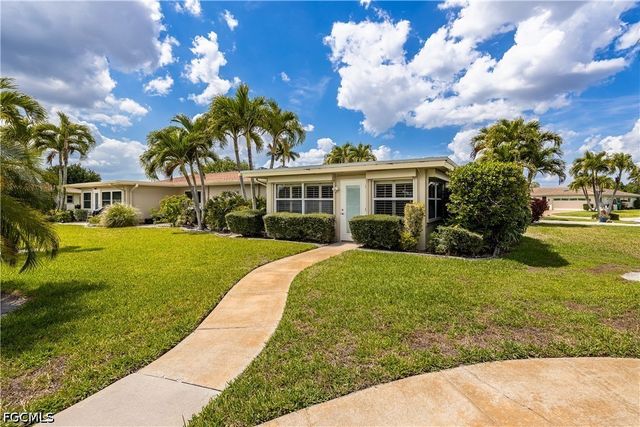 1460 Tredegar DR, Fort Myers, FL 33919