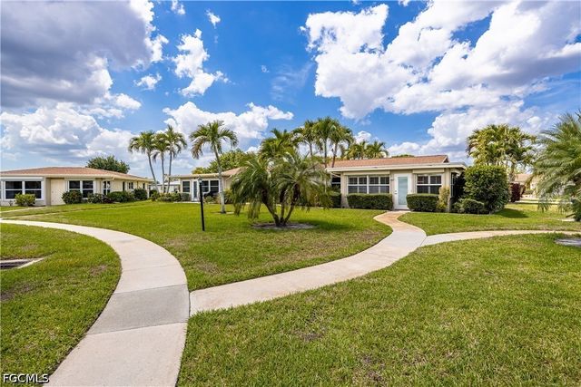 1460 Tredegar DR, Fort Myers, FL 33919