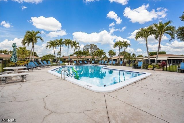 1460 Tredegar DR, Fort Myers, FL 33919