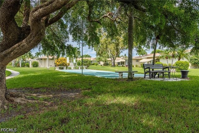 1460 Tredegar DR, Fort Myers, FL 33919