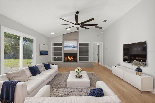 414 S SHELL ROAD, Deland, FL 32720