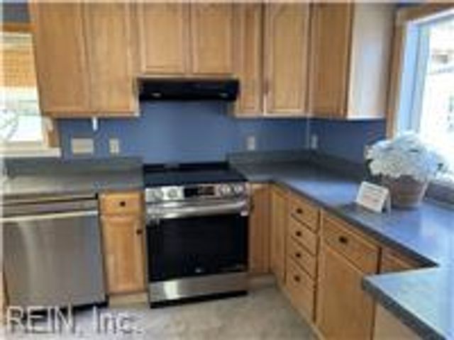 110 Peninsula ST, Williamsburg, VA 23188