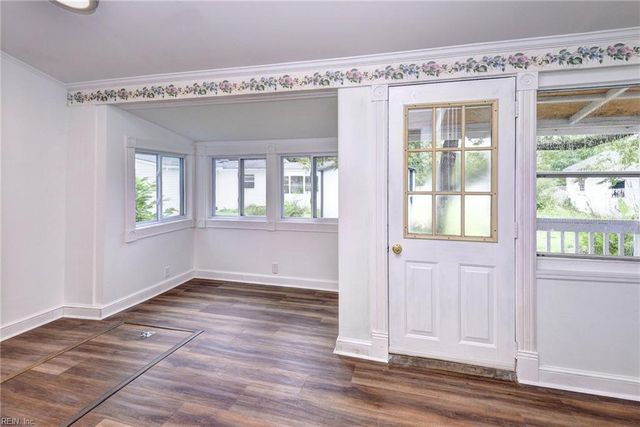 110 Peninsula ST, Williamsburg, VA 23188