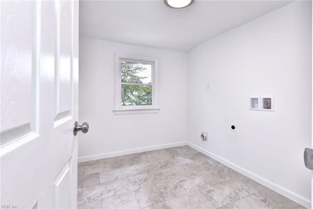 110 Peninsula ST, Williamsburg, VA 23188