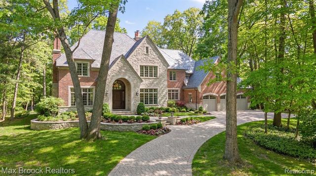 1729 Heron Ridge Drive, Bloomfield Hills, MI 48302