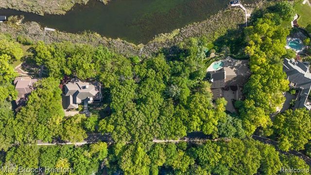 1729 Heron Ridge Drive, Bloomfield Hills, MI 48302