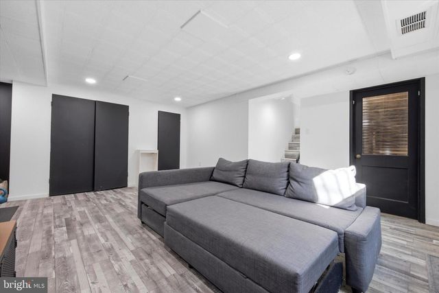 917 E WADSWORTH AVE, Philadelphia, PA 19150