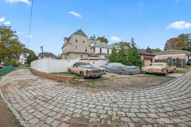 124 kearny Avenue, Perth Amboy, NJ 08861