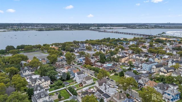 124 kearny Avenue, Perth Amboy, NJ 08861