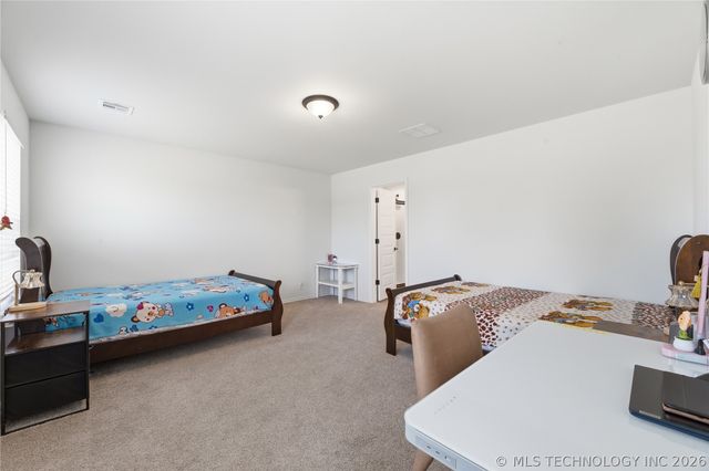 13209 E 125th Street North, Collinsville, OK 74021