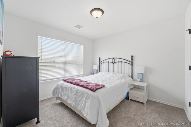 13209 E 125th Street North, Collinsville, OK 74021