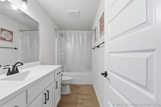 13209 E 125th Street North, Collinsville, OK 74021