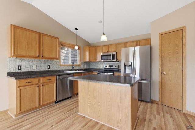 4395 PATRICIA ST, Rapid City, SD 57703