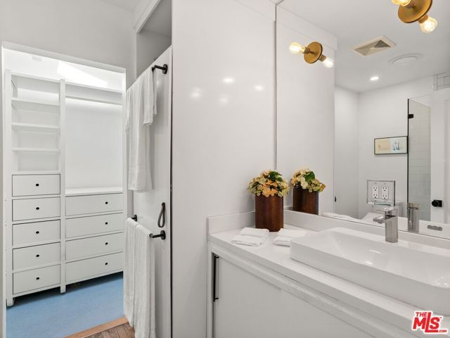 4707 Toland Way, Los Angeles, CA 90042