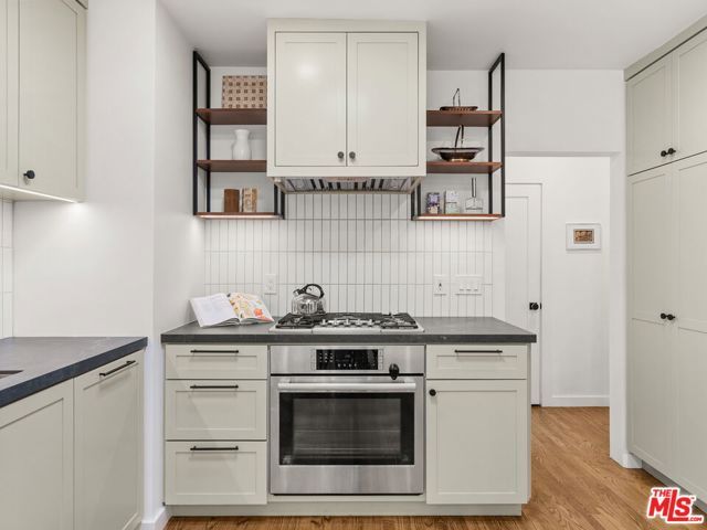 4707 Toland Way, Los Angeles, CA 90042