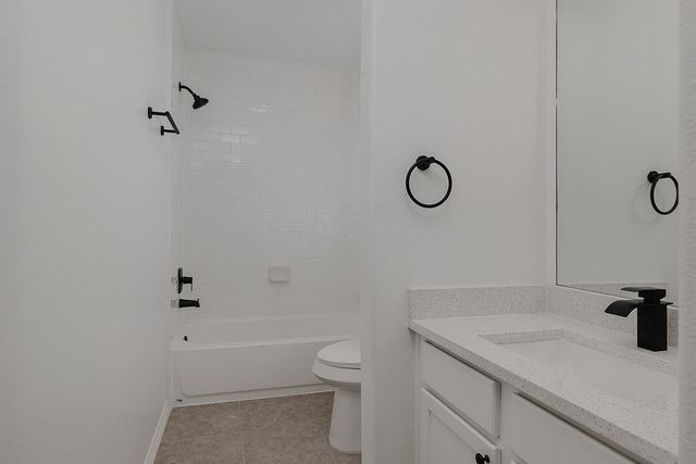 2037 Borthwick Lane, Conroe, TX 77301