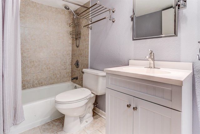 1206 Bristol Dr Apt 202, Memphis, TN 38119