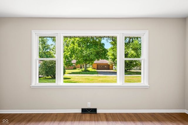 2230 Sims Drive, Columbus, IN 47203