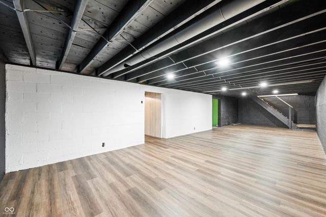 2230 Sims Drive, Columbus, IN 47203