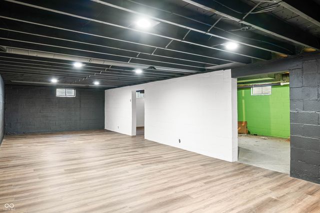 2230 Sims Drive, Columbus, IN 47203