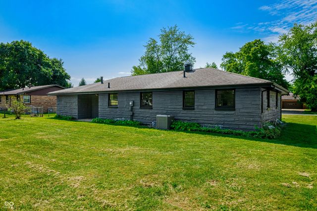 2230 Sims Drive, Columbus, IN 47203