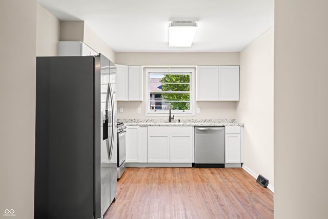 2230 Sims Drive, Columbus, IN 47203