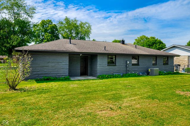 2230 Sims Drive, Columbus, IN 47203