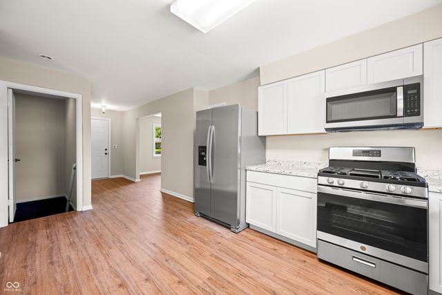 2230 Sims Drive, Columbus, IN 47203