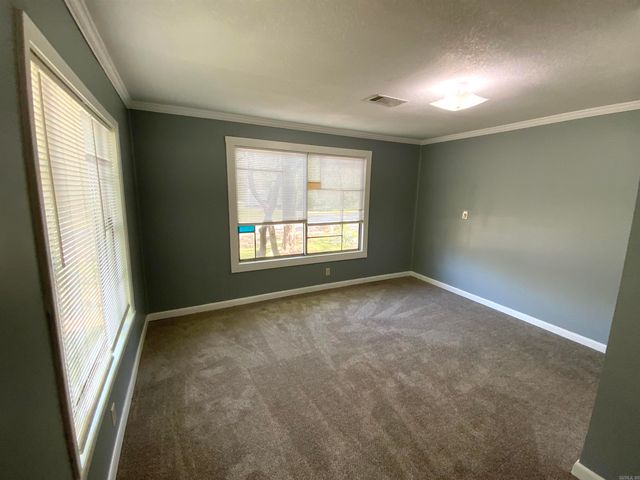 1101 S 8th Street, Heber Springs, AR 72543