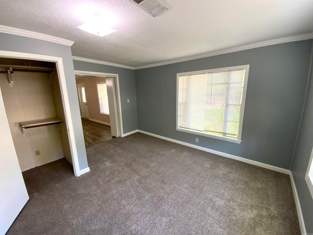 1101 S 8th Street, Heber Springs, AR 72543