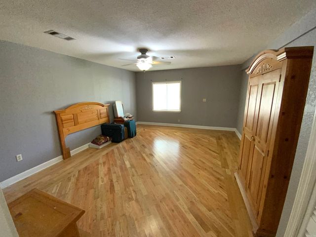 1101 S 8th Street, Heber Springs, AR 72543