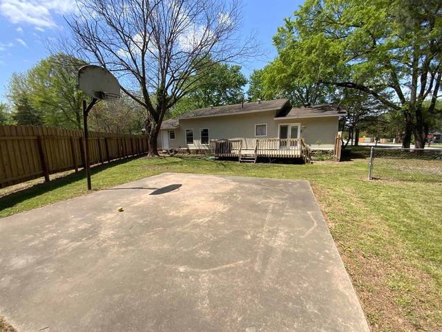 1101 S 8th Street, Heber Springs, AR 72543