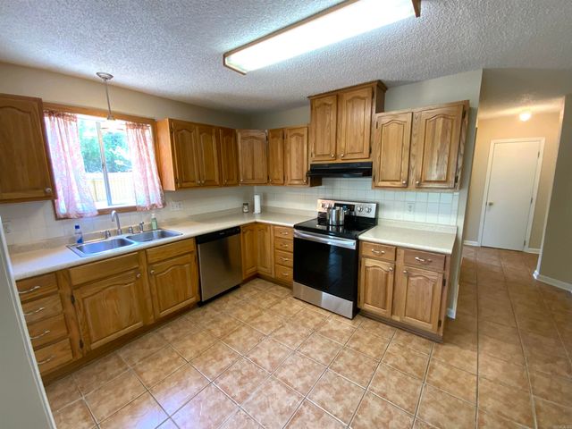 1101 S 8th Street, Heber Springs, AR 72543