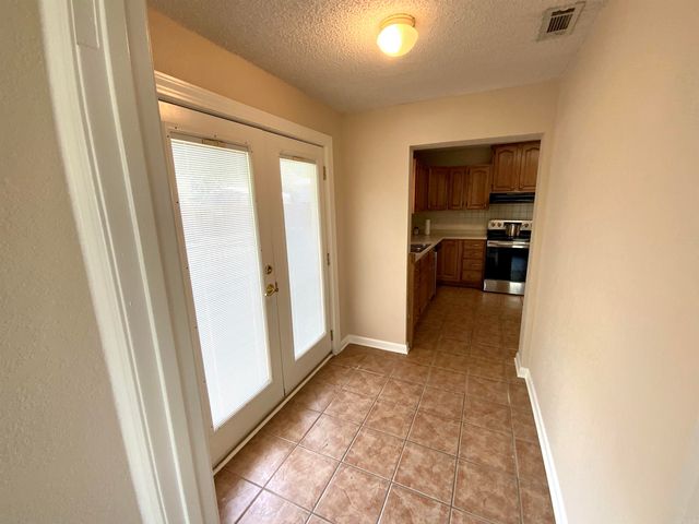 1101 S 8th Street, Heber Springs, AR 72543