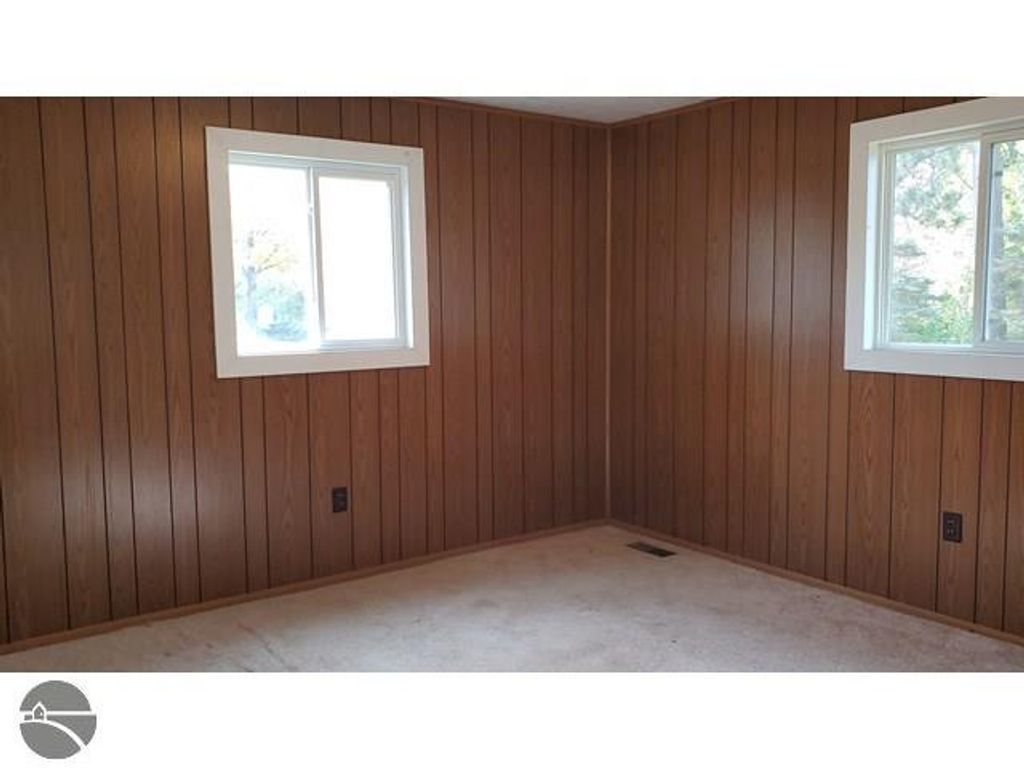 Image 11 of property listing at 502 S Broad Street, Harrison, MI 48625
