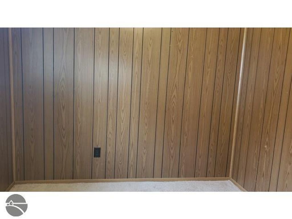 Image 17 of property listing at 502 S Broad Street, Harrison, MI 48625