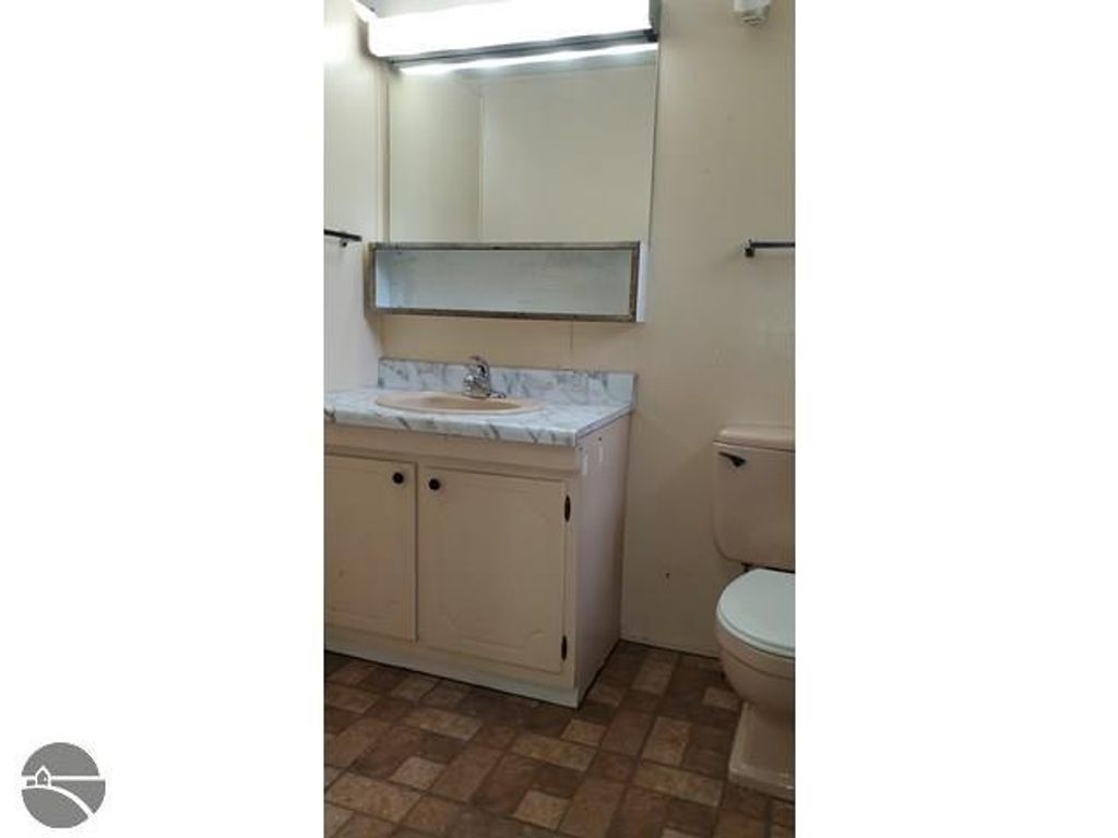 Image 21 of property listing at 502 S Broad Street, Harrison, MI 48625