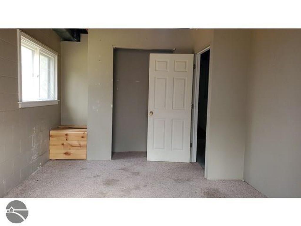 Image 24 of property listing at 502 S Broad Street, Harrison, MI 48625