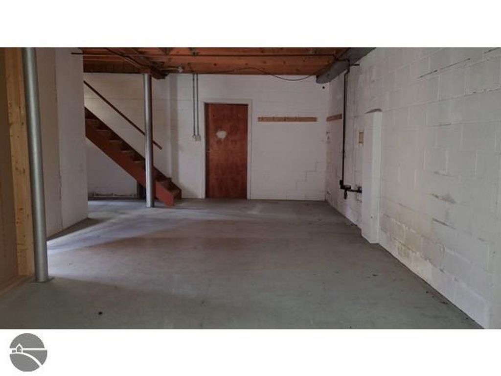 Image 25 of property listing at 502 S Broad Street, Harrison, MI 48625