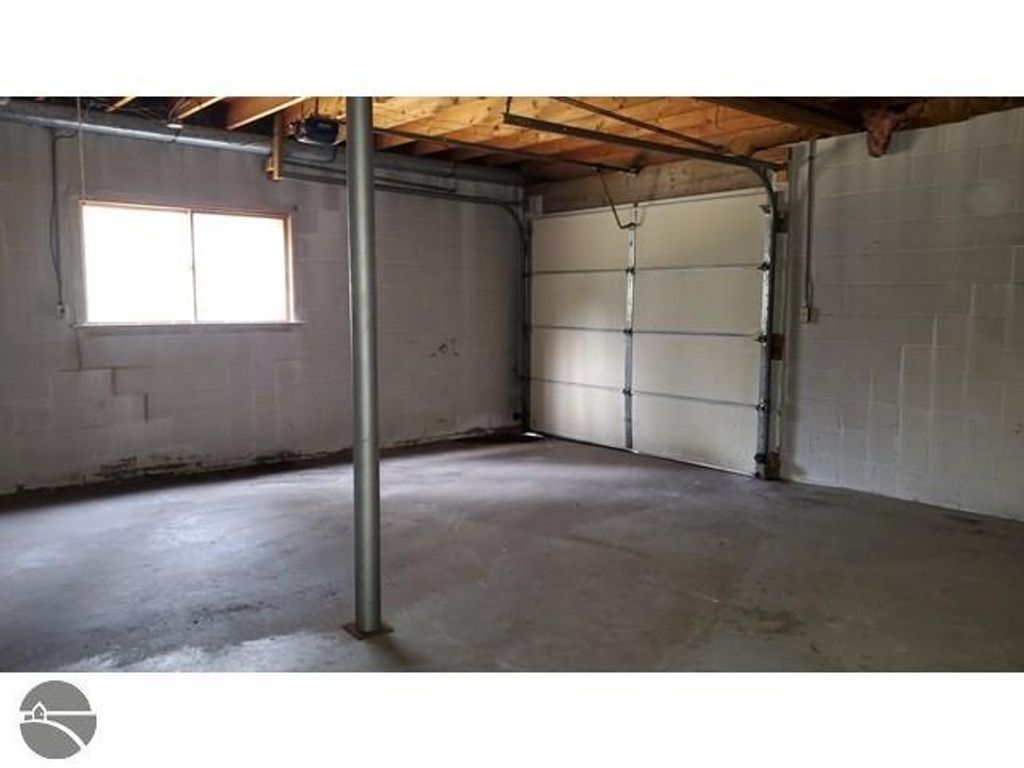 Image 32 of property listing at 502 S Broad Street, Harrison, MI 48625