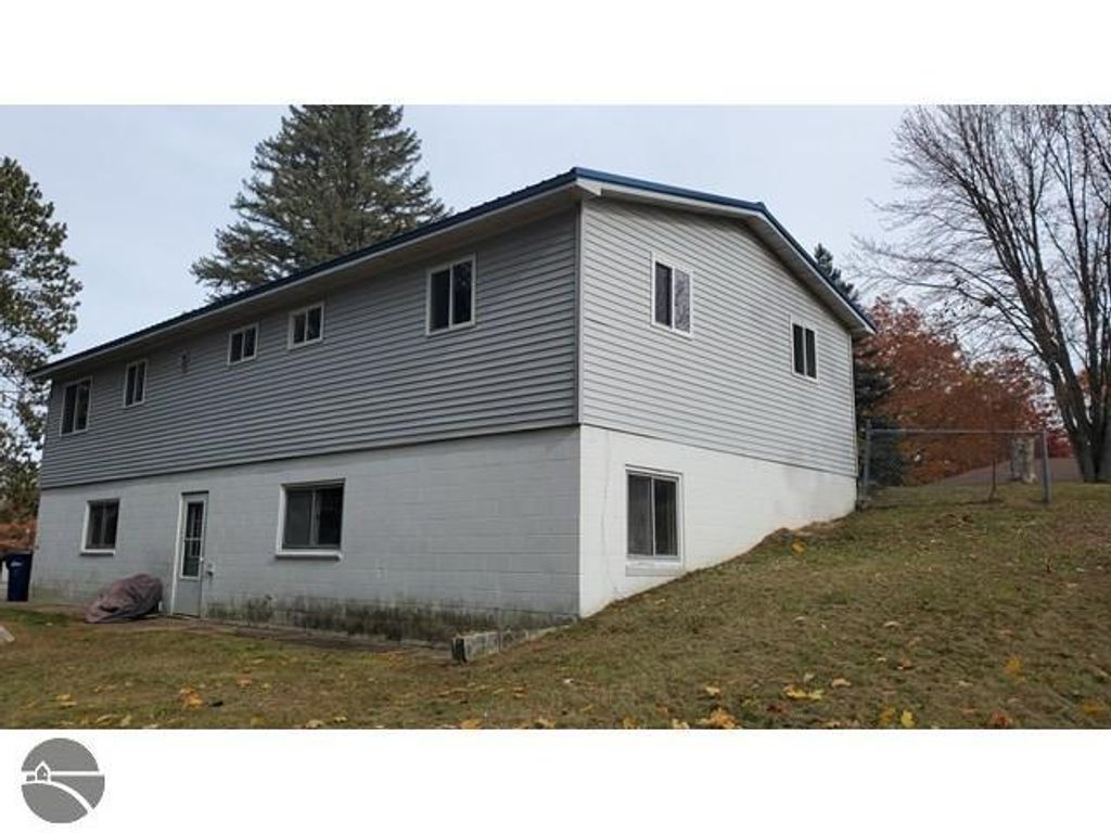 Image 38 of property listing at 502 S Broad Street, Harrison, MI 48625