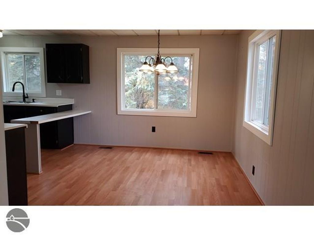 Image 4 of property listing at 502 S Broad Street, Harrison, MI 48625